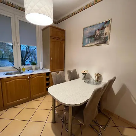 Prosta 14 Отель Вроцлав